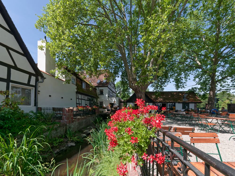 Biergarten und Müllerstube