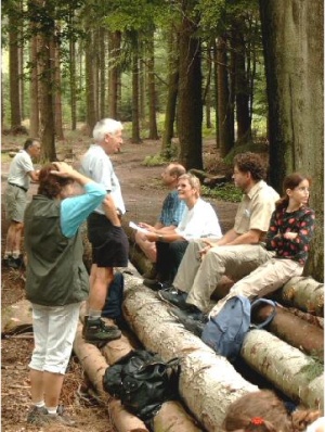 Neckartal-WanderGruppe.jpg